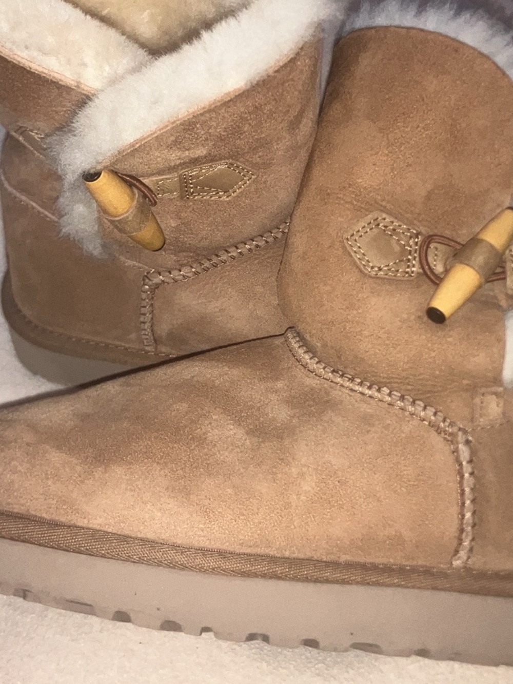 UGG Chestnut Suede Shearling-Lined Kids Toggle Boots